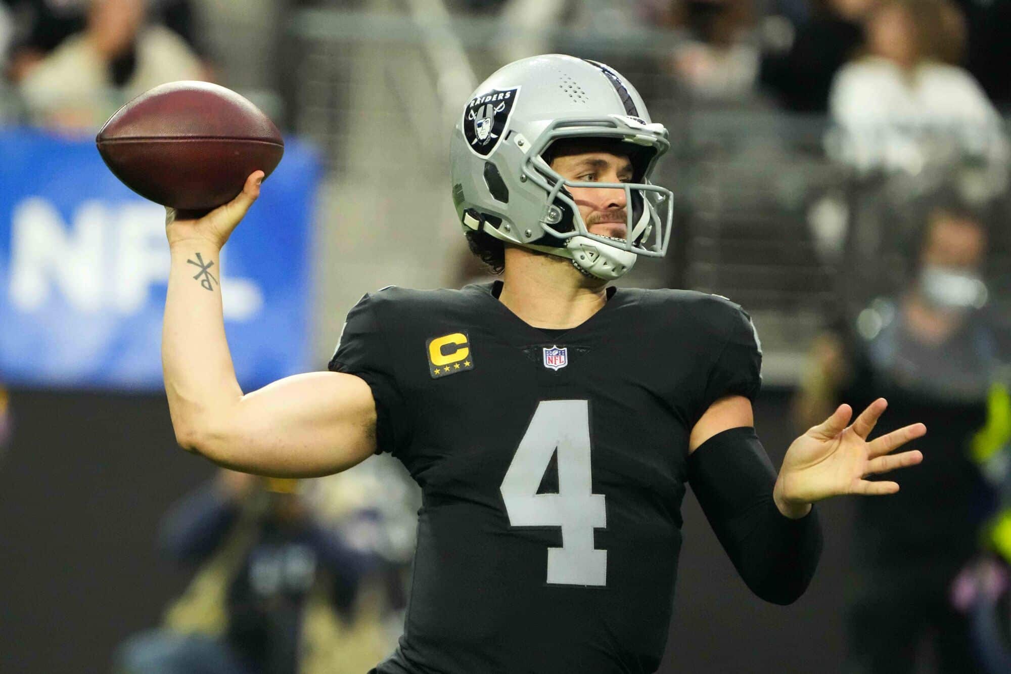 Derek Carr
