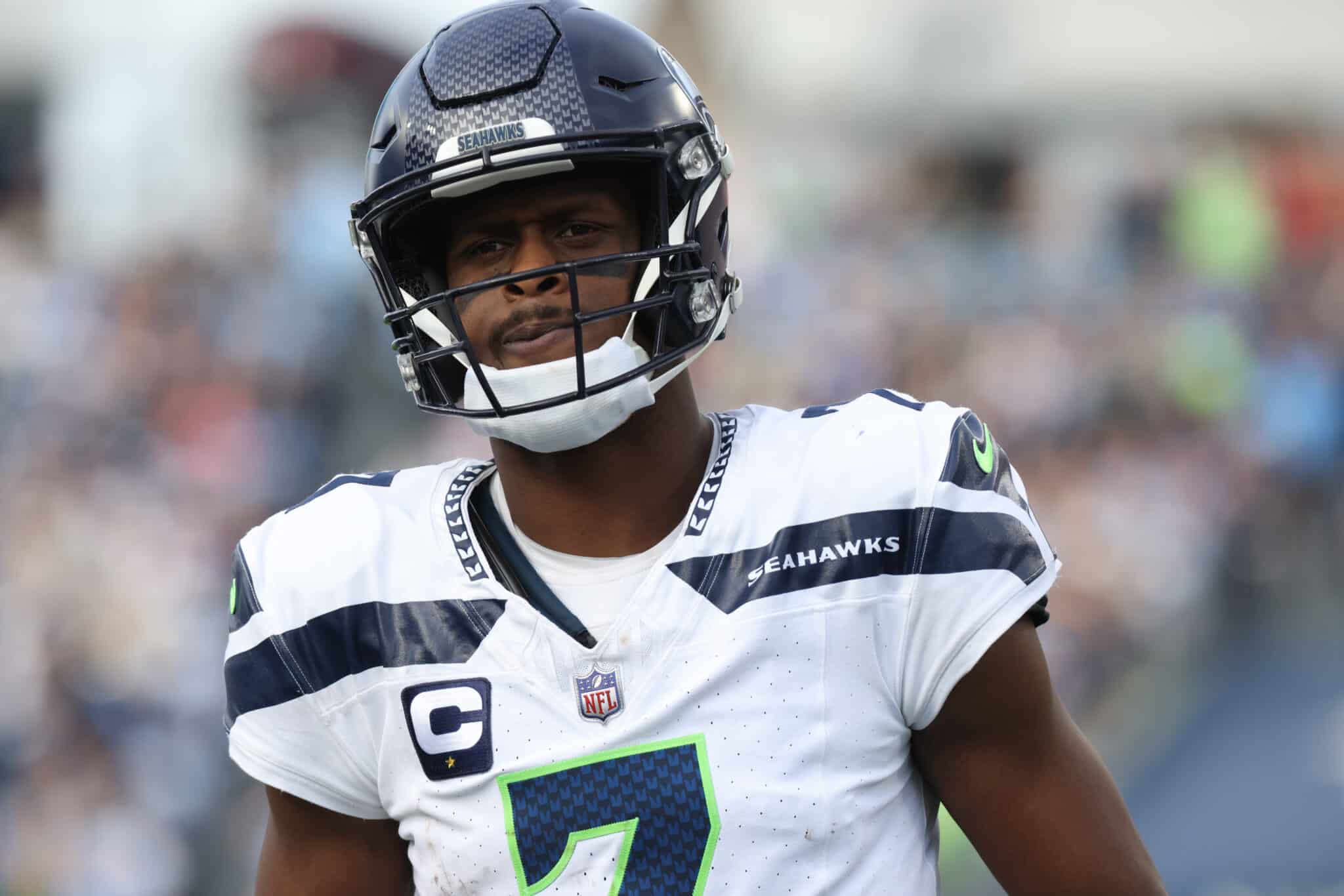 NASHVILLE, TN - DECEMBER 24: Seattle Seahawks quarterback Geno Smith (7) during a game between the Tennessee Titans and Seattle Seahawks, December 24, 2023 at Nissan Stadium in Nashville, Tennessee.