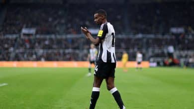 Transfer Seeker - NEWCASTLE UPON TYNE, ENGLAND - JANUARY 15: Alexander Isak of Newcastle United reacts during the Premier League match between Newcastle United FC and Wolverhampton Wanderers FC at St James' Park on January 15, 2025 in Newcastle upon Tyne, England.