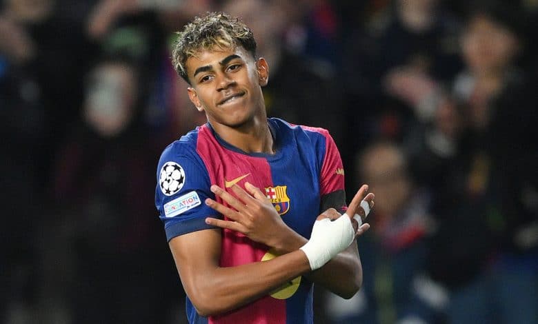 BARCELONA, SPAIN - MARCH 11: Lamine Yamal of FC Barcelona celebrates scoring his team's second goal during the UEFA Champions League 2024/25 UEFA Champions League 2024/25 Round of 16 Second Leg match between FC Barcelona and SL Benfica at Estadi Olímpic Lluís Companys on March 11, 2025 in Barcelona, Spain.