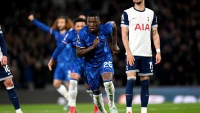 LONDON, ENGLAND - APRIL 03: Moises Caicedo of Chelsea celebrates scoring a goal which is later disallowed following a VAR check during the Premier League match between Chelsea FC and Tottenham Hotspur FC at Stamford Bridge on April 03, 2025 in London, England.