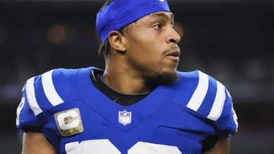 ARLINGTON, TX - DECEMBER 04: Jonathan Taylor #28 of the Indianapolis Colts warms up against the Dallas Cowboys at AT&T Stadium on December 4, 2022 in Arlington, Texas.