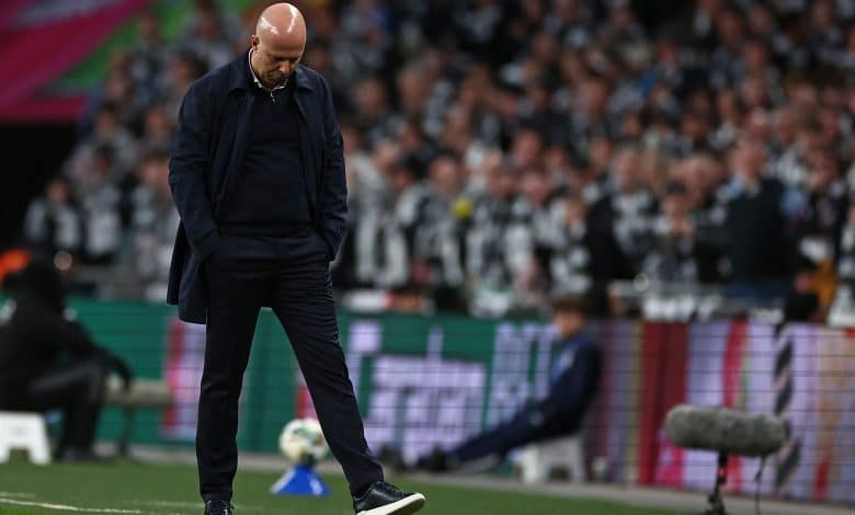 Liverpool's Dutch manager Arne Slot reacts on the touchline during the English League Cup final football match between Liverpool and Newcastle United at Wembley Stadium, north-west London on March 16, 2025. (Photo by HENRY NICHOLLS / AFP) / RESTRICTED TO EDITORIAL USE. No use with unauthorized audio, video, data, fixture lists, club/league logos or 'live' services. Online in-match use limited to 120 images. An additional 40 images may be used in extra time. No video emulation. Social media in-match use limited to 120 images. An additional 40 images may be used in extra time. No use in betting publications, games or single club/league/player publications.